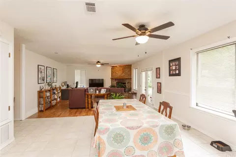 4081 Barclay Dr, Pace, FL 32571 photo 11