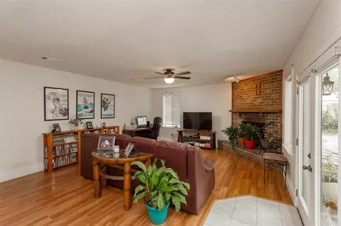 4081 Barclay Dr, Pace, FL 32571 photo 8