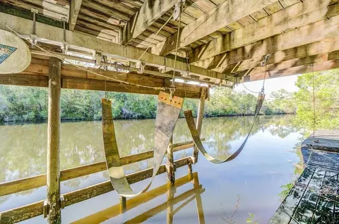 7771 Lakeside Dr, Milton, FL 32583 photo 9