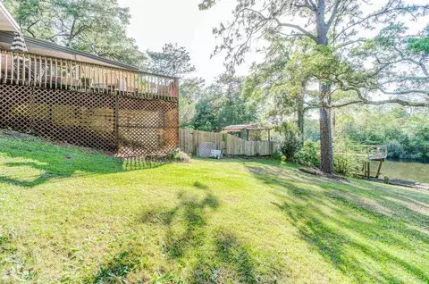 7771 Lakeside Dr, Milton, FL 32583 photo 4