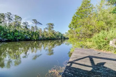 7771 Lakeside Dr, Milton, FL 32583 photo 8