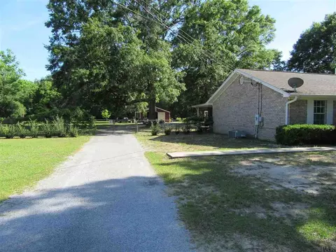 4813 Breezy Ln, Pace, FL 32571 photo 5