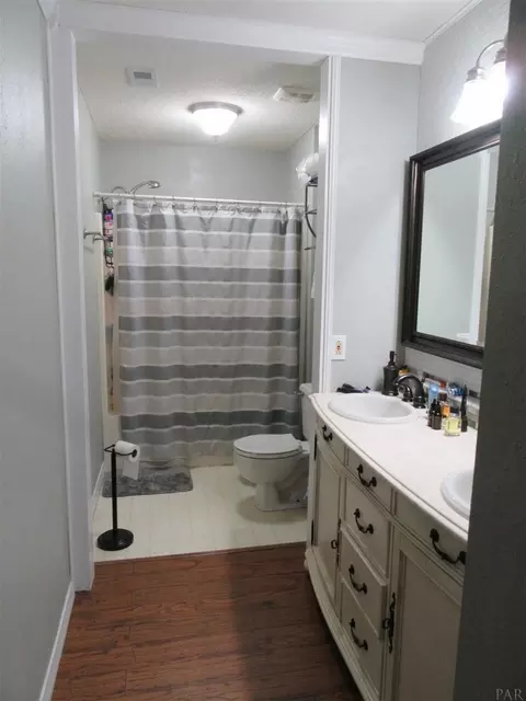 4813 Breezy Ln, Pace, FL 32571 photo 14