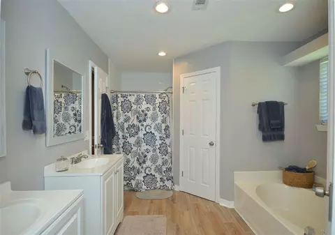4404 Amberwood Cir, Pace, FL 32571 photo 27