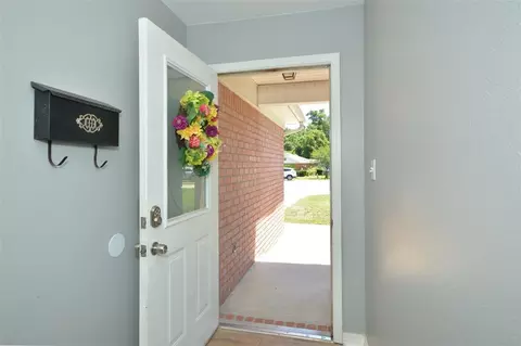 4404 Amberwood Cir, Pace, FL 32571 photo 3