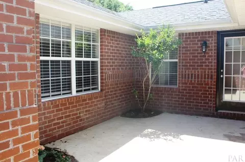 5653 Tucker Cir, Pace, FL 32571 photo 5