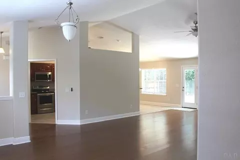 5653 Tucker Cir, Pace, FL 32571 photo 10