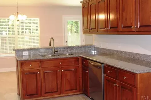 5653 Tucker Cir, Pace, FL 32571 photo 11