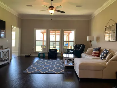 2612 Avalon St, Cantonment, FL 32533 photo 4