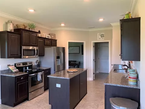 2612 Avalon St, Cantonment, FL 32533 photo 8