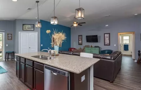 5877 Fairlands Rd, Milton, FL 32583 photo 10