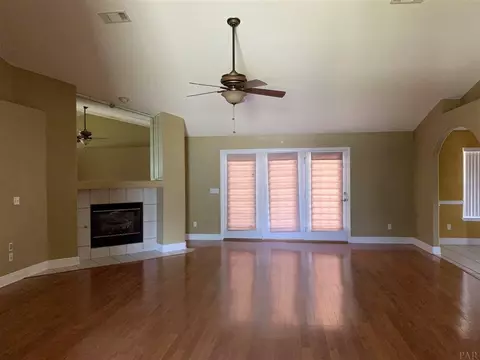 4268 Spindlewick Dr, Pace, FL 32571 photo 3