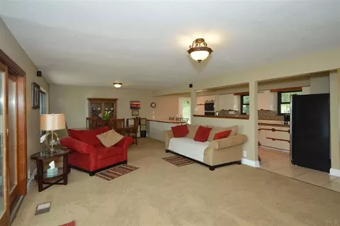7652 Lakeside Dr, Milton, FL 32583 photo 9