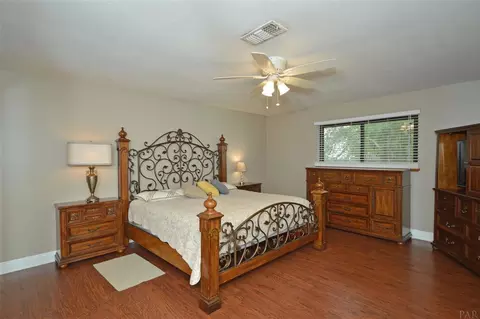 7652 Lakeside Dr, Milton, FL 32583 photo 19