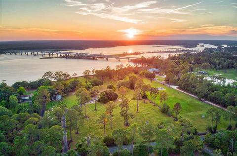 7533 Petersen Pt Rd, Milton, FL 32570 photo 22