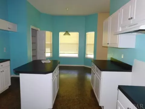 5857 Michael Dr, Milton, FL 32583 photo 9