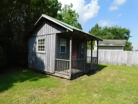 5857 Michael Dr, Milton, FL 32583 photo 4