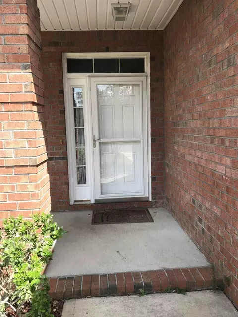 5366 Dalton Cir, Milton, FL 32570 photo 2