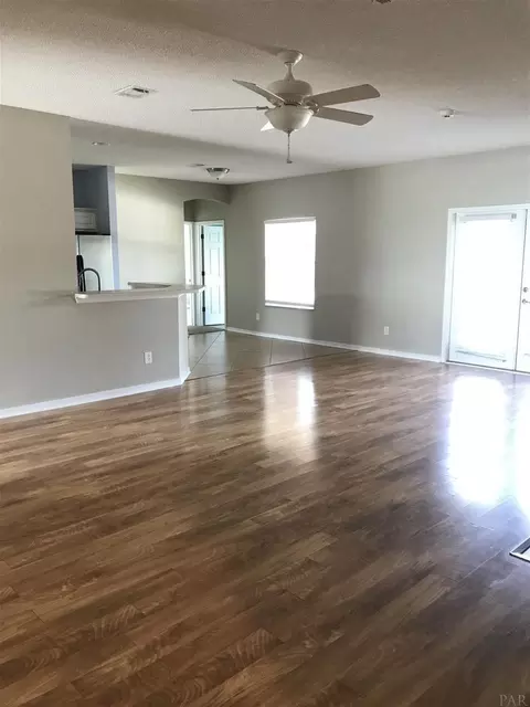 5366 Dalton Cir, Milton, FL 32570 photo 10