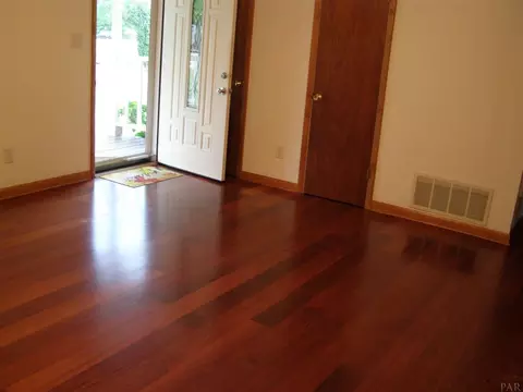 1825 Handy Rd, Cantonment, FL 32533 photo 2