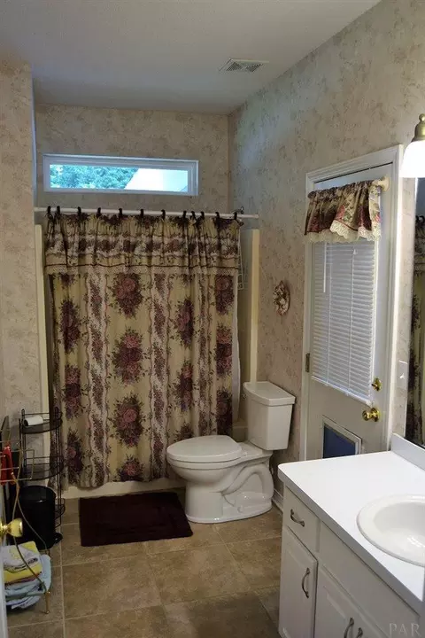 2917 Greystone Dr, Pace, FL 32571 photo 16
