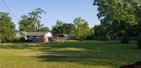 171 Cedar Tree Ln, Cantonment, FL 32533 photo 2