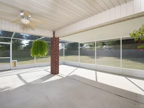 6254 Dixie Rd, Milton, FL 32570 photo 4