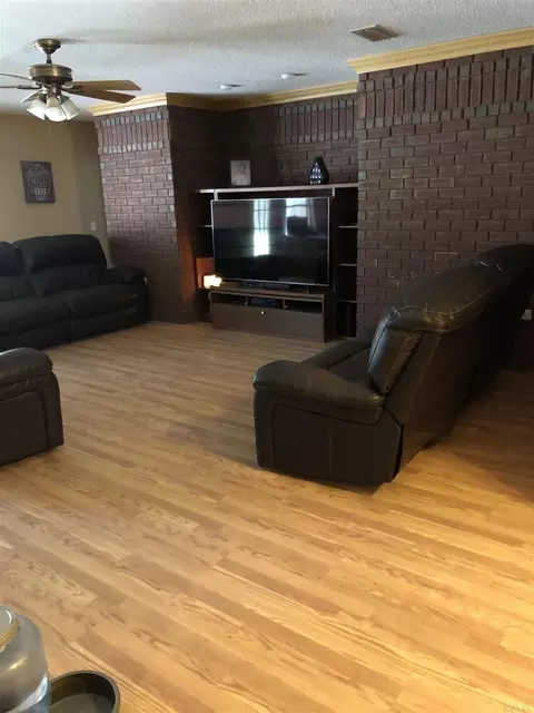 6254 Dixie Rd, Milton, FL 32570 photo 13