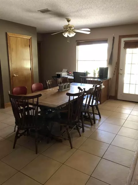 6254 Dixie Rd, Milton, FL 32570 photo 12