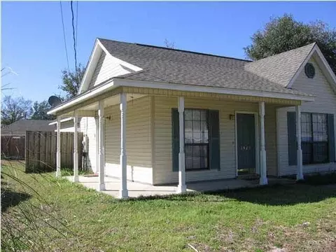 6579 Sinclair St, Milton, FL 32570 photo 1