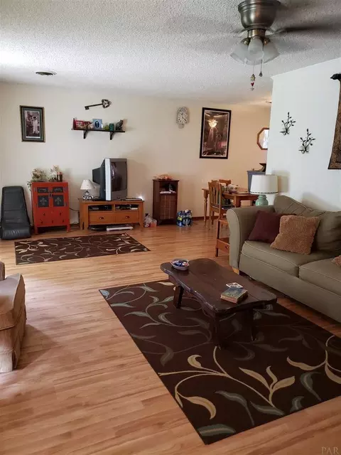 5885 Quintette Rd, Pace, FL 32571 photo 4