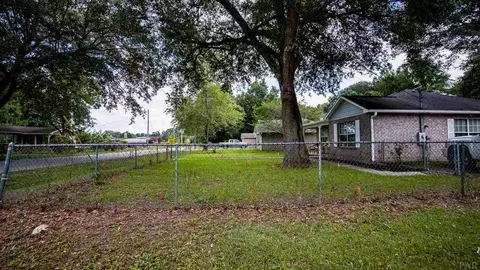 4544 Gainer Ave, Milton, FL 32570 photo 4