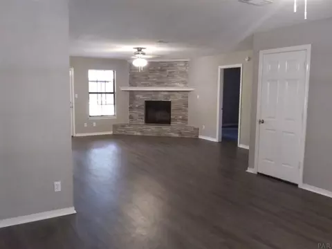 4504 Morningside Ln, Milton, FL 32583 photo 11