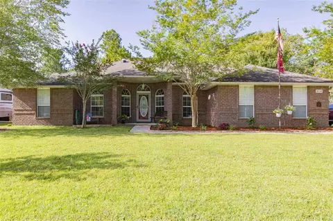 5117 Seneca Trl, Milton, FL 32583 photo 1