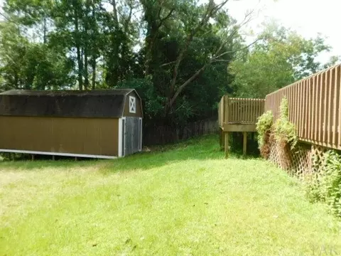 1808 Condor Dr, Cantonment, FL 32533 photo 4