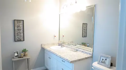 672 Hanley Downs Dr, Cantonment, FL 32533 photo 6