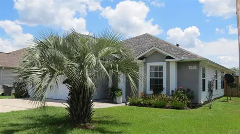 672 Hanley Downs Dr, Cantonment, FL 32533 photo 2