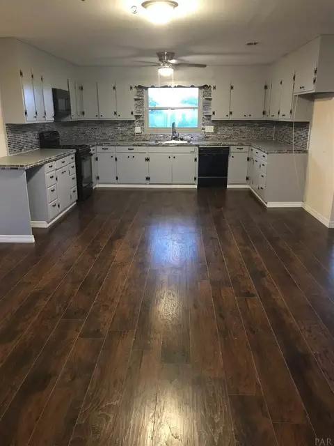 4375 Darney Rd, Jay, FL 32565 photo 4