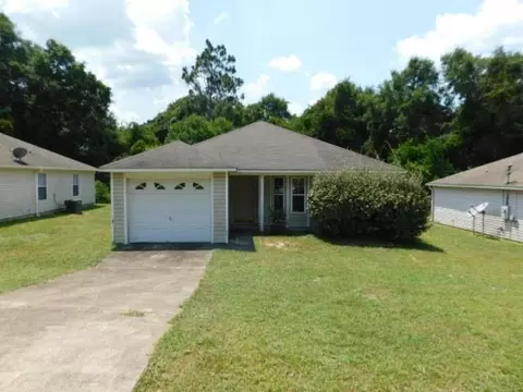243 Panama Dr, Crestview, FL 32536 photo 1