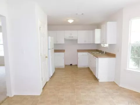 243 Panama Dr, Crestview, FL 32536 photo 3
