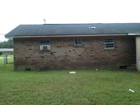206 Sessions St, Milton, FL 32570 photo 4