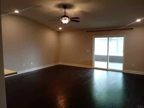 3912 Flour Mill Cir, Pace, FL 32571 photo 2