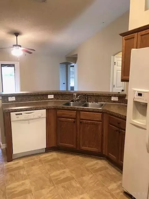5372 Dalton Cir, Milton, FL 32570 photo 6