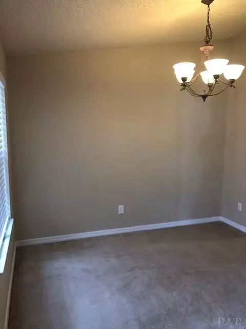5372 Dalton Cir, Milton, FL 32570 photo 2