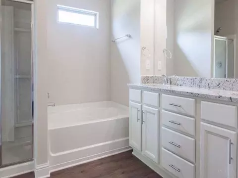 3899 Hawks Landing Cir, Pace, FL 32571 photo 7