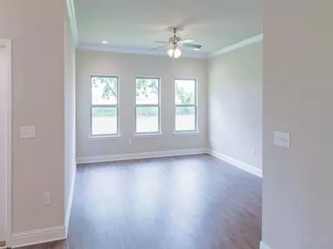 3899 Hawks Landing Cir, Pace, FL 32571 photo 4