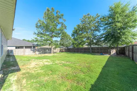 157 Millet Cir, Cantonment, FL 32533 photo 2
