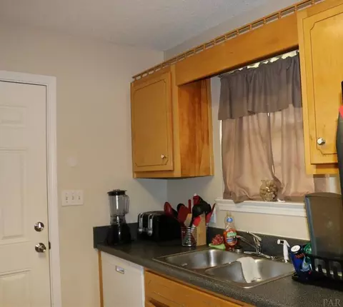 5963 Carroll Rd, Milton, FL 32583 photo 5