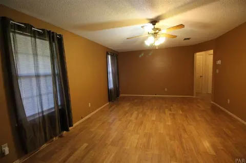 4448 Chantilly Way, Milton, FL 32570 photo 7