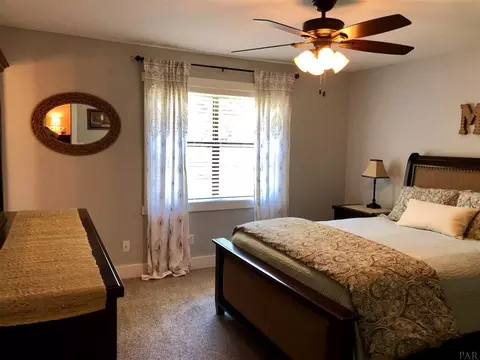 3092 Apache Dr, Milton, FL 32571 photo 5